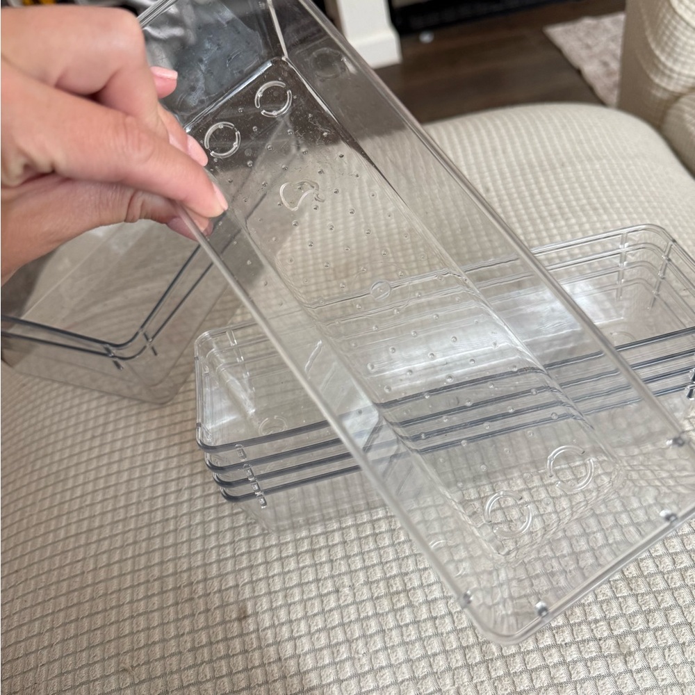 Clear Plastic Storage Bins Set 15+ pcs and 15 small plastic storage baggies - Picture 6 of 10
